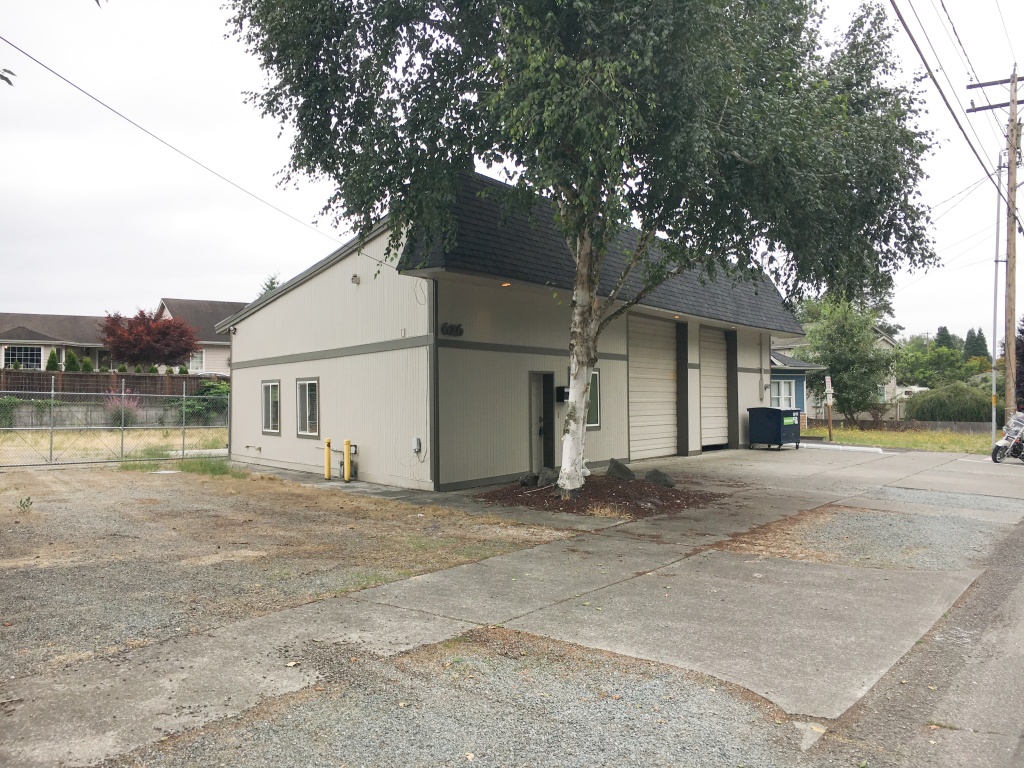 626 W Main St Sumner WA 98390 - Industrial Property for 